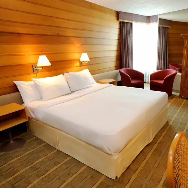 Hôtels Gouverneur Rimouski 1 Grand Lit Vue Chambre Fenetre