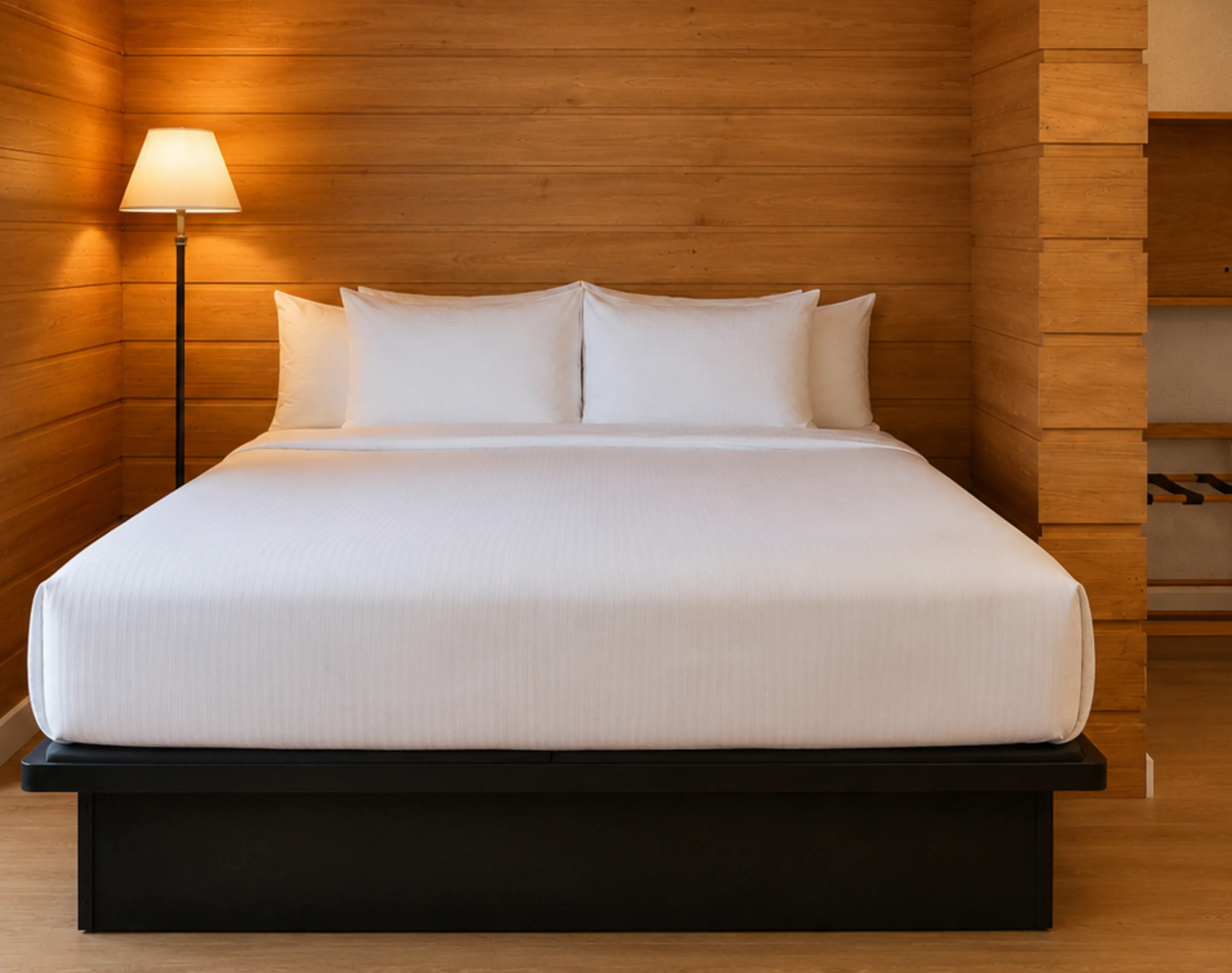 Hôtels Gouverneur Rimouski Chambre Confort 1 Tres Grand Lit Face